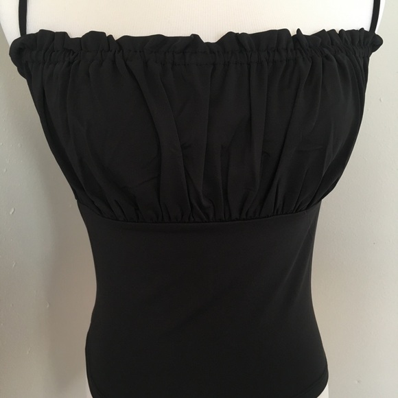 Shirred Bust Ruffle Cami Top Knit Semi-Crop Top - Picture 3 of 8